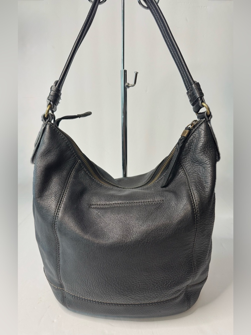 The Sak Sequoia Hobo Shoulder Bag, Black Pebbled Leather - Picture 3 of 16